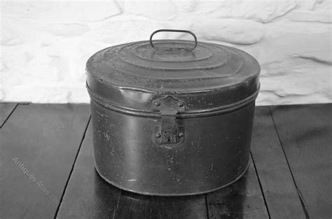 VICTORIAN DOME TOP METAL HAT BOX 